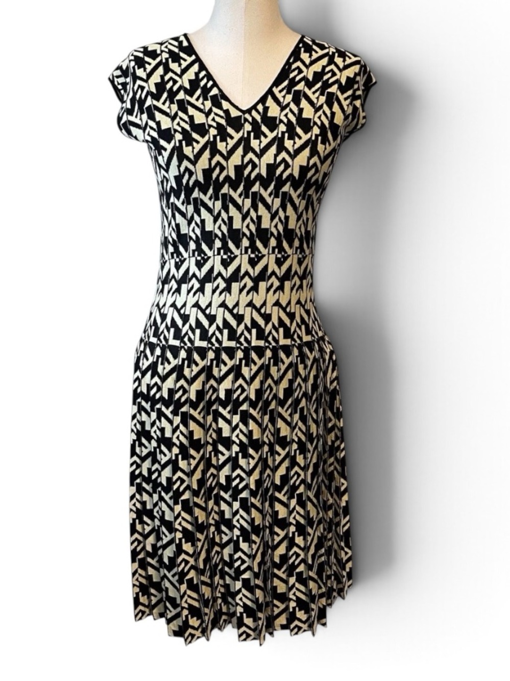 ETRO Black Yellow Dress Geometric Cotton Knit Pleated Drop Waist Size 46 (L)